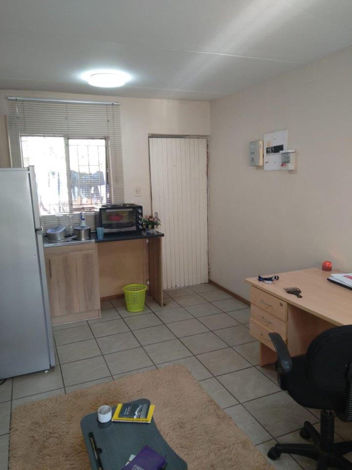 1 Bedroom Property for Sale in Willows Free State